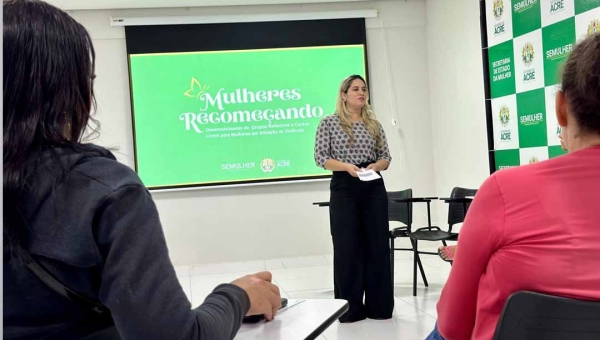  Semulher realiza primeiro encontro do programa Mulheres Recomeçando para vítimas de violência doméstica