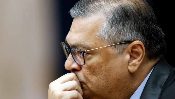 Ministro Flávio Dino autoriza operação que apura desvio de emenda parlamentar