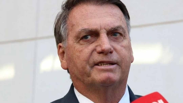Denúncia contra Jair Bolsonaro cita ex-presidente mais de 150 vezes; veja na íntegra