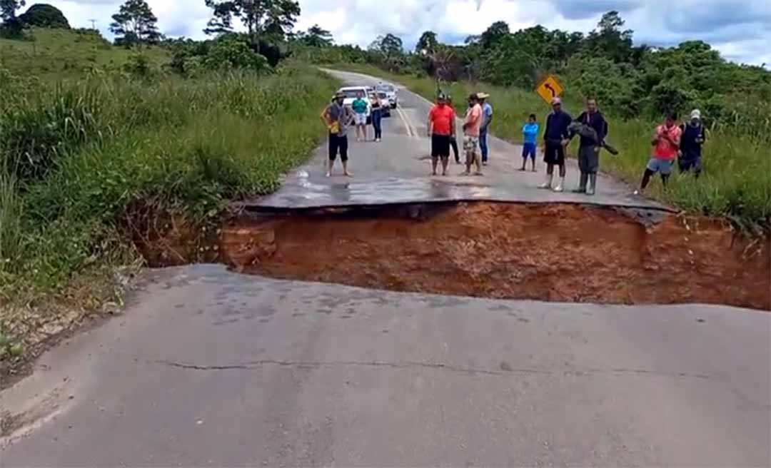 Chuva causa rompimento na BR-364 em Tarauacá e deixa o Juruá isolado