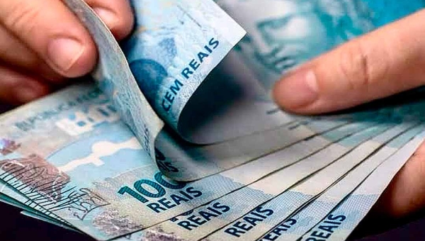 Governo federal libera primeira etapa do FGTS de até R$ 3 mil retido para trabalhadores que optaram pelo saque-aniversário
