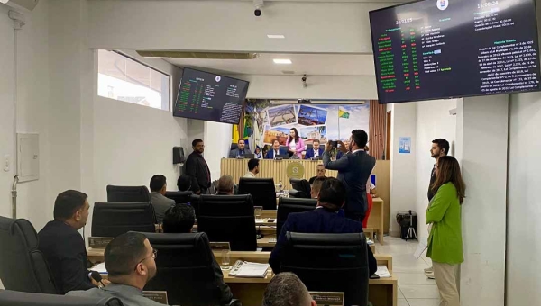 Câmara de Rio Branco aprova ampliação de cargos comissionados mesmo com parecer contrário da Procuradoria do parlamento mirim