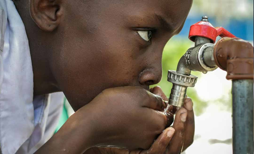 Acre tem 12,7% das crianças e adolescentes sem acesso à água canalizada, mostra Unicef