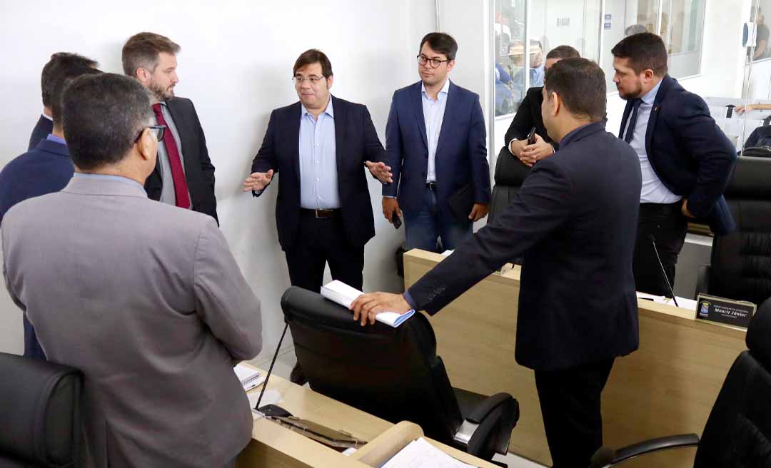 Secretário da Repac, Fábio Rueda, visita Câmara de Rio Branco para estreitar relações com vereadores