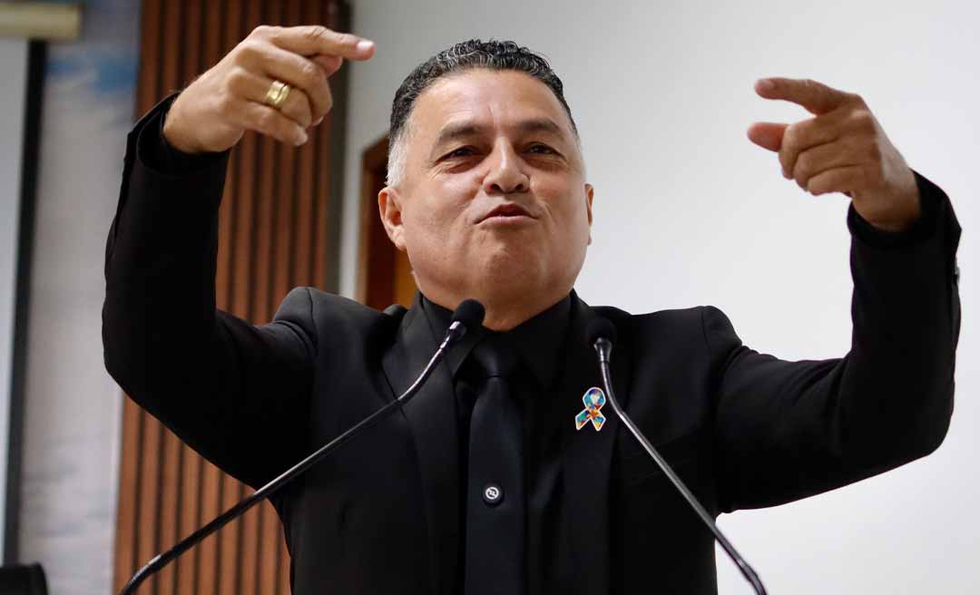 Eber Machado cobra ações da Prefeitura e critica gestão na Câmara: “Cadê esse homem, líder, que não fala a verdade?”