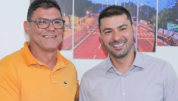 Em visita a Capixaba, Nicolau Jr reitera apoio ao município durante reunião com o prefeito Manoel Maia