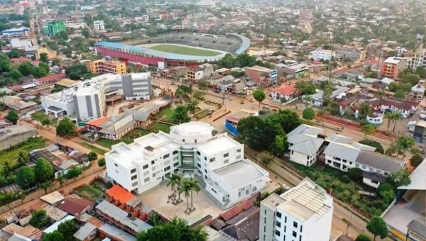 Cobija inicia obras para conter enchentes na fronteira com o Brasil; investimento será de R$ 65 milhões