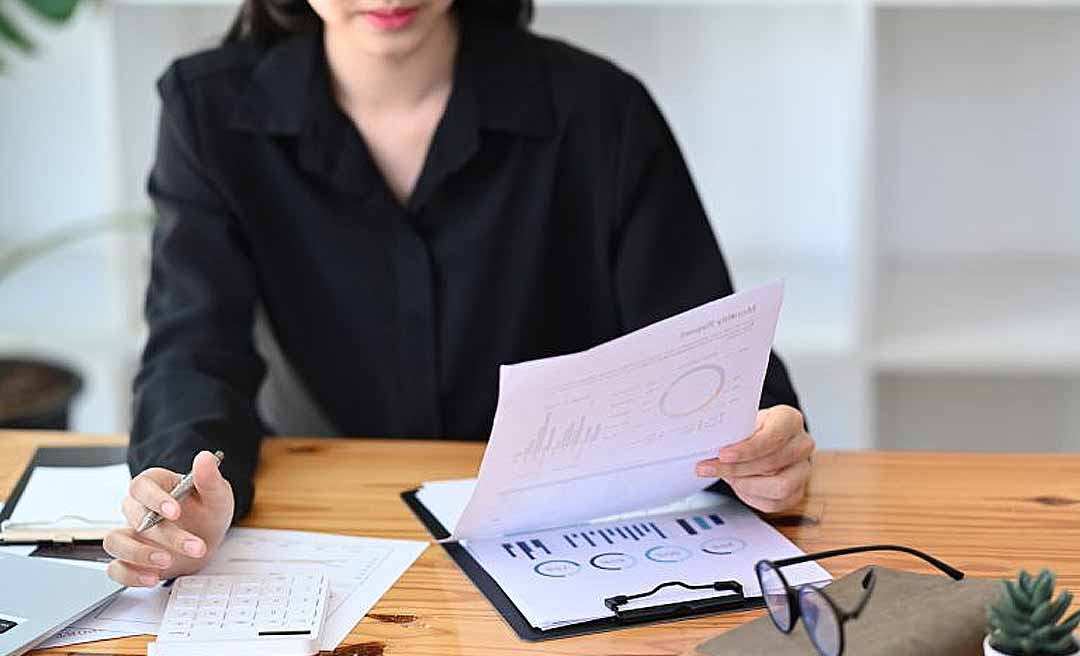 Mulheres têm saldo positivo em março com 302 novas vagas criadas e supera o de homens