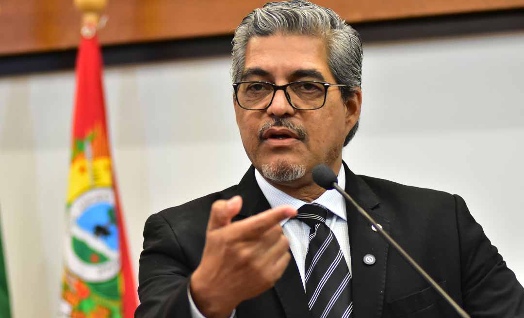 Ao citar caso de garoto que morreu após dias sofrendo com uma infecção, Edvaldo diz que situação do Hospital de Feijó é caótica e cobra providências
