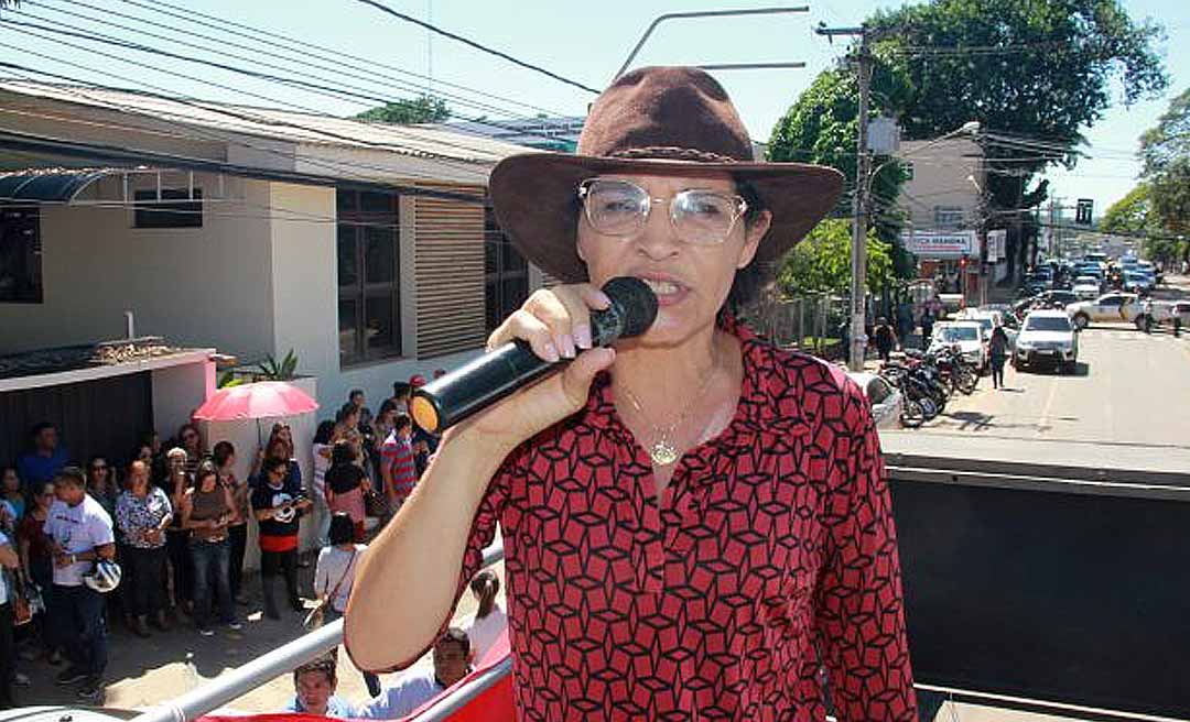 Rosana Nascimento sugere reajuste de 6,27% para servidores e volta dos 10% da tabela da Educação em setembro