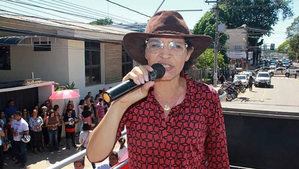 Rosana Nascimento sugere reajuste de 6,27% para servidores e volta dos 10% da tabela da Educação em setembro