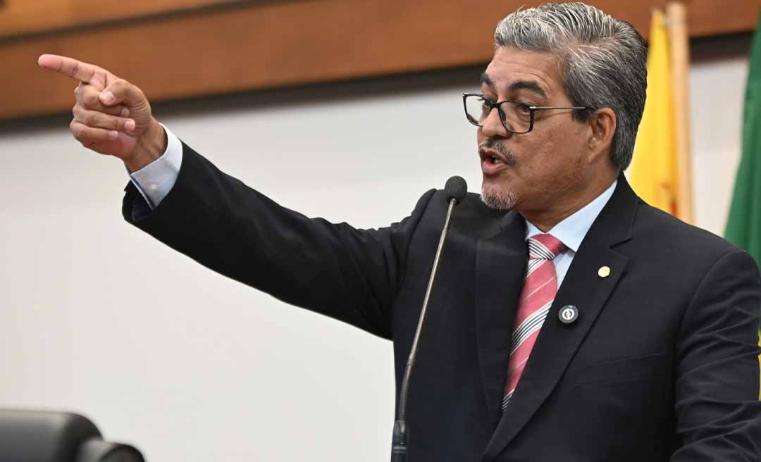 Na Aleac, Edvaldo Magalhães afirma que virou regra o abandono do ensino rural na gestão de Aberson Carvalho