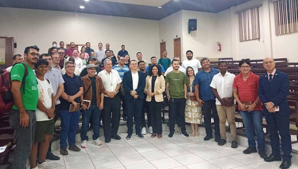 Encerramento da XIV Semana de Filosofia da FADISI acontece nesta sexta-feira com reflexões sobre Estoicismo e Nietzsche