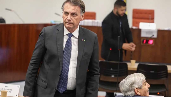 Ex-presidente Jair Bolsonaro pede ao STF anulação da delação de Mauro Cid