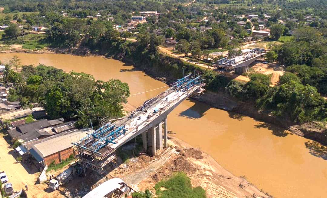 Ponte do Sibéria em Xapuri chega a 85% de execução e deve ser entregue em setembro, diz governo