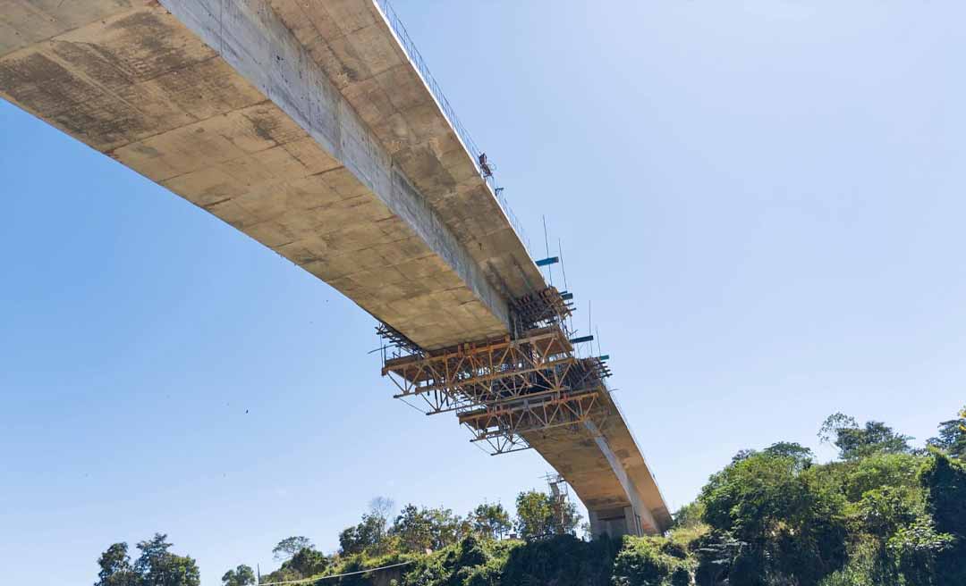Com ponte do Sibéria em fase de conclusão, Gladson reforça promessa se cumprindo em Xapuri: “Um sonho para os xapurienses”