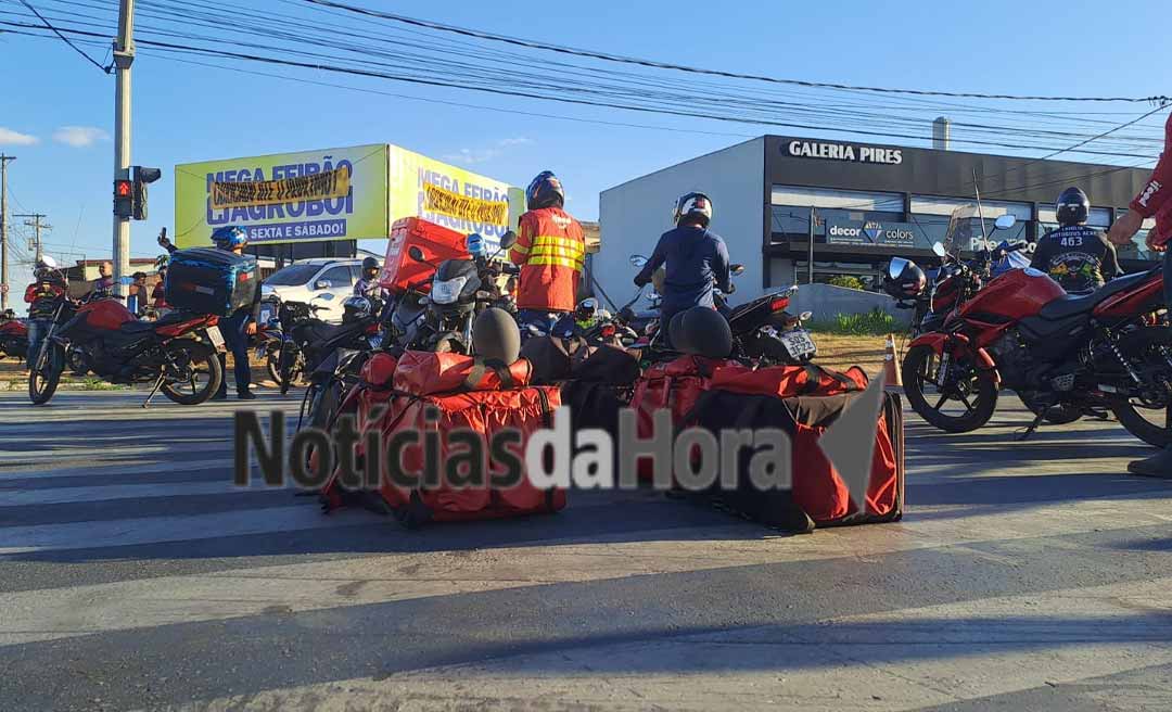 Motoboys realizam manifestação em Rio Branco pedindo paz no trânsito e justiça por colega atropelado por estudante de Medicina
