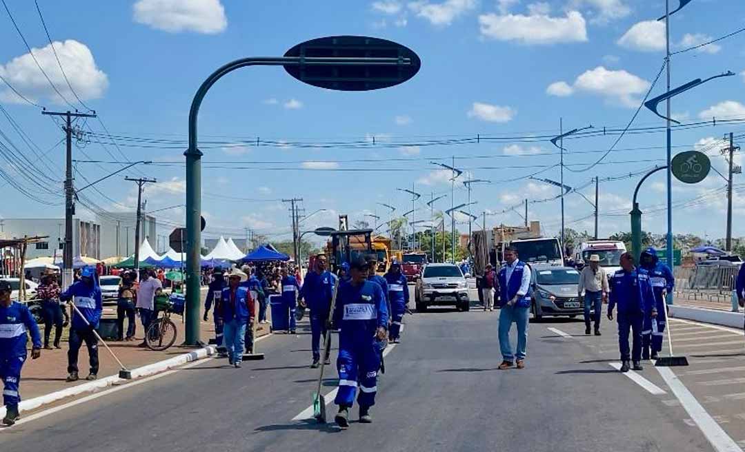 Prefeitura de Rio Branco mobiliza mais de 100 servidores para limpeza da Via Chico Mendes após Cavalgada que marcou o início da Expoacre 2025