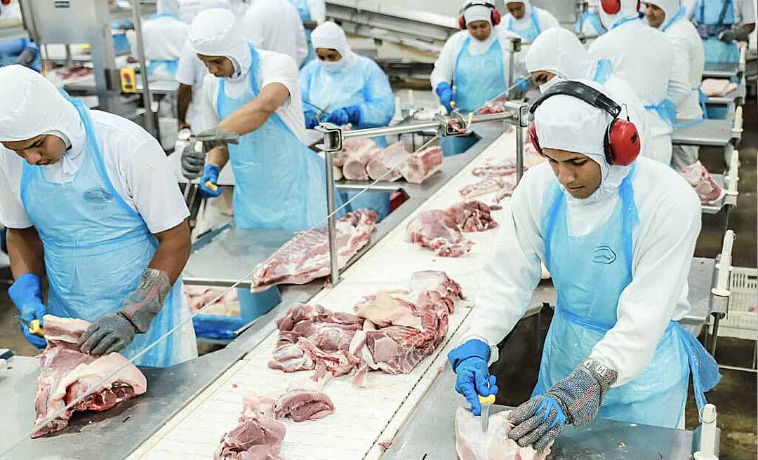 Acre exportou quase 50 milhões de dólares em 1 ano, em produtos industrializados