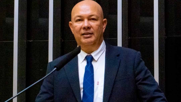 Deputado José Adriano marca presença na agenda do presidente Lula no Acre e potencializa a pauta do desenvolvimento