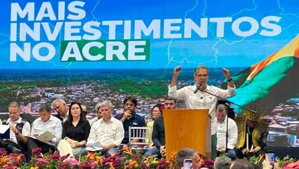 Jorge Viana lembra episódio em que Bolsonaro usou tripé e disse que ia ‘metralhar a petezada do Acre’