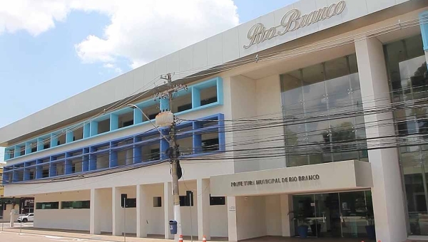 Dinheiro na conta: Prefeitura de Rio Branco antecipa pagamento de agosto dos servidores públicos