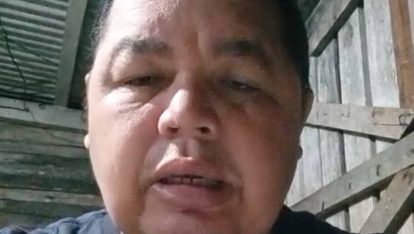 Morador de Manoel Urbano luta contra câncer agressivo no olho direito e pede ajuda para tratamento