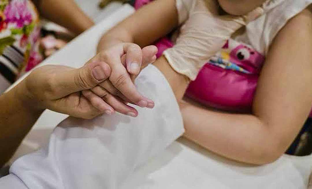 Ministério da Previdência regulamenta acesso a pensão especial e indenização para pessoas com sequelas da síndrome congênita do Zika
