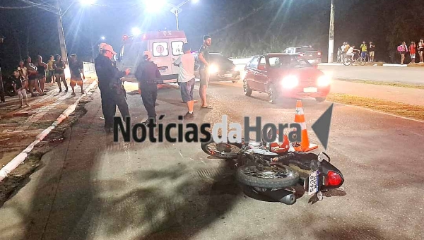 Motociclista de aplicativo fica gravemente ferida após atropelar pedestre no bairro da Paz, em Rio Branco