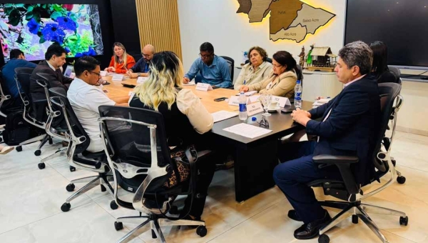 TCE-AC promove reunião de mediação sobre instabilidade geotécnica no Loteamento Joafra I