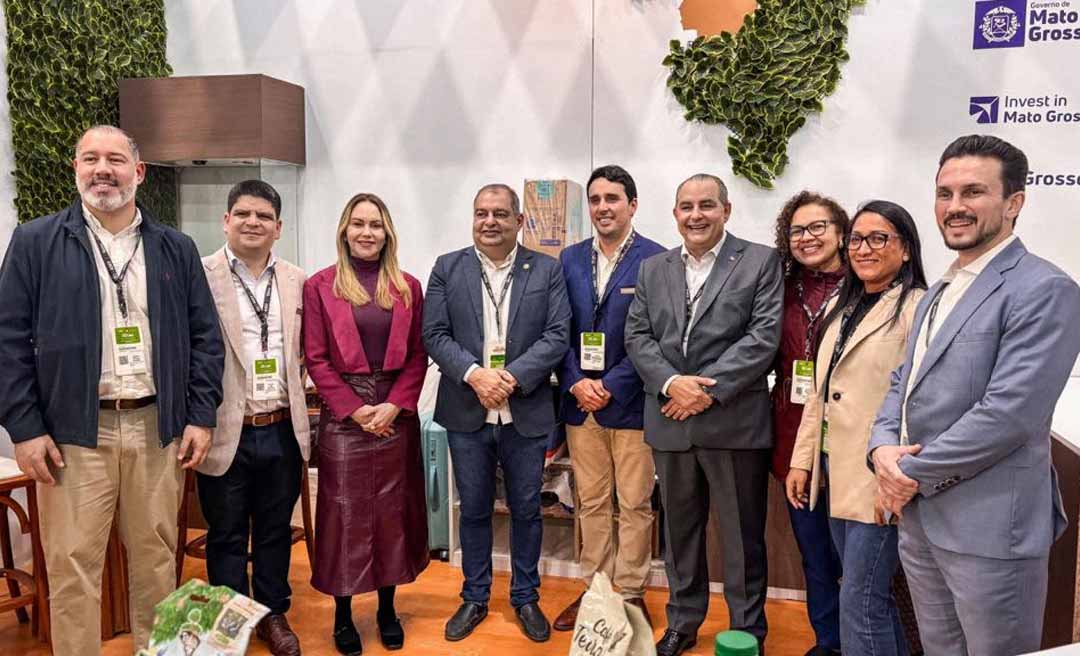 Governos do Acre e Mato Grosso firmam parceria para envio de carga experimental de soja ao Peru pelo estado