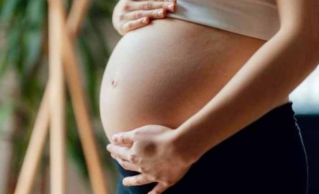 Governo federal sanciona lei que amplia licença e salário-maternidade em casos de internação; afastamento será de 120 dias