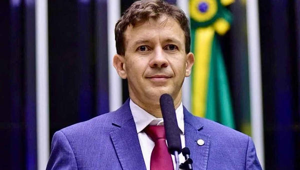 Eduardo Velloso entra na corrida pelo Senado nas eleições de 2026; diálogo com base política e familiares consolida decisão