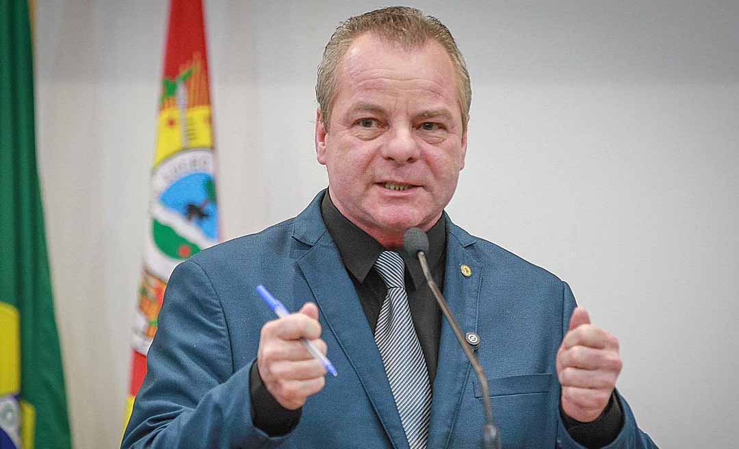 Longo agradece atendimento da Defensoria em Porto Walter e apoia criação de clínica de recuperação em Tarauacá