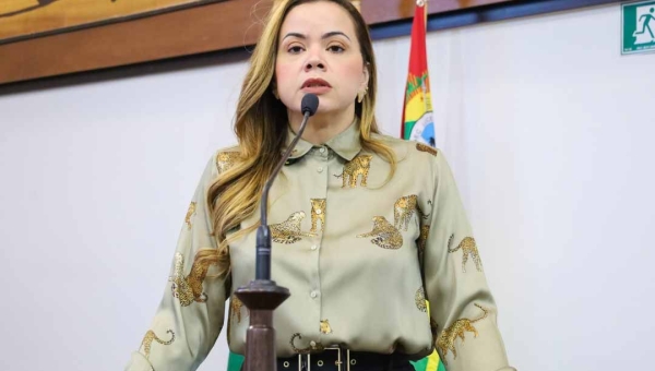 Deputada estadual Dra. Michelle Melo cobra prioridades: pagamento dos servidores em dia antes de shows milionários no Acre