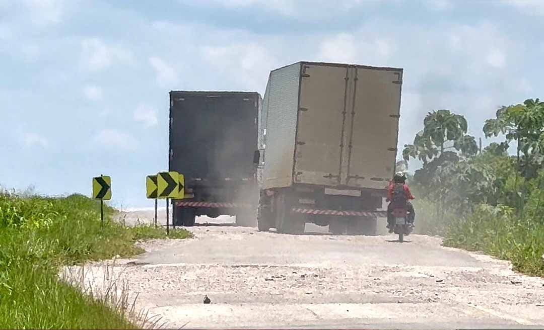 Entre buracos e abandono, caminhoneiro diz que precisa orar pra aguentar a BR-364