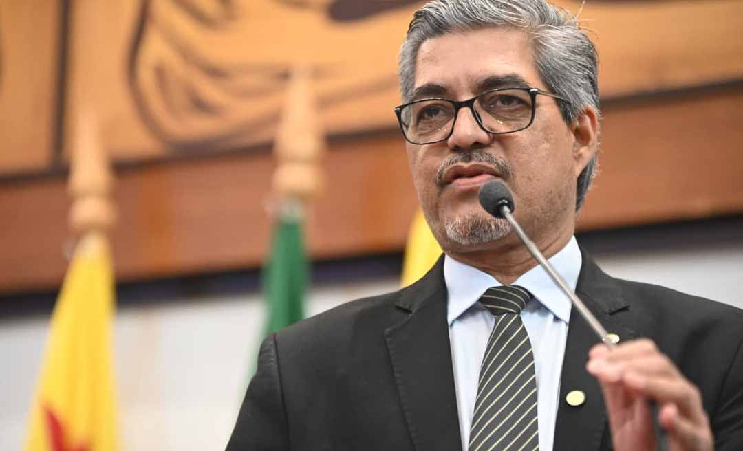 Na Aleac, Edvaldo Magalhães defende a volta da tabela da Educação ao apoiar Movimento dos Cabeças Brancas