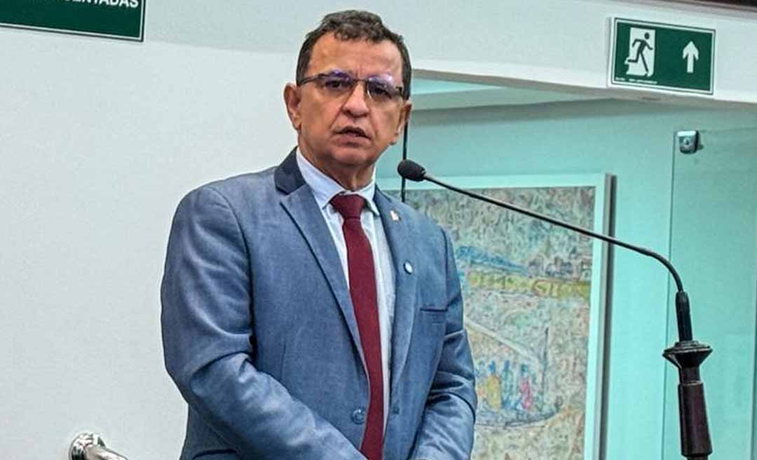 Luiz Gonzaga defende indústria para beneficiar a farinha de Cruzeiro do Sul