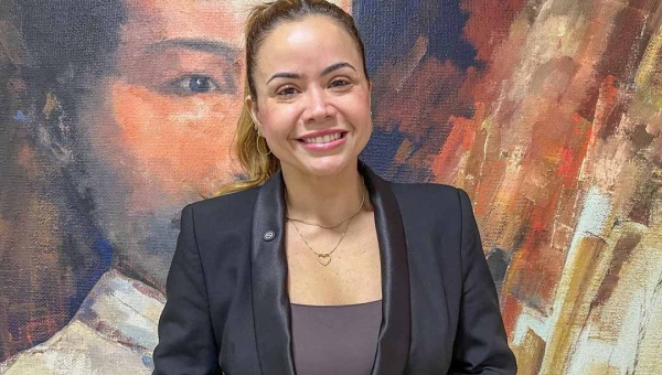 Michelle Melo cobra compartilhamento do PCCR da Saúde e pede celeridade ao governo: “A Sesacre quer avançar, mas parte do governo não rema junto”