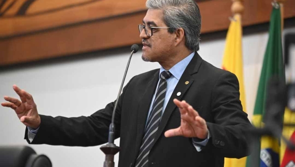 Edvaldo Magalhães volta a defender pactuação das reivindicações das categorias antes da votação do Orçamento