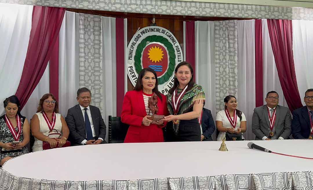 Antonia Sales representa o Acre na Semana Jubilar “Viva Pucallpa” e reforça laços de integração entre Brasil e Peru