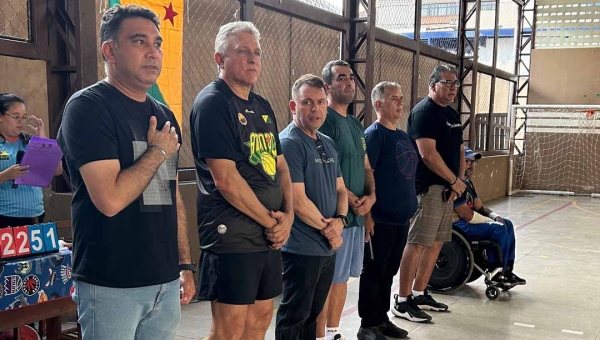 Vereador Samir Bestene participa da abertura do Campeonato Estadual de Basquete e reforça apoio ao esporte na Capital
