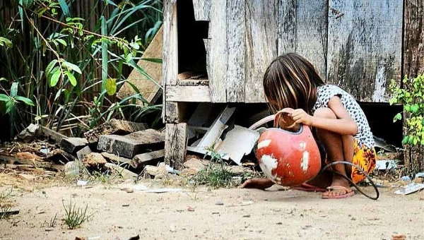 Operação deve retirar famílias de área de risco no Papoco, em Rio Branco, em até 90 dias