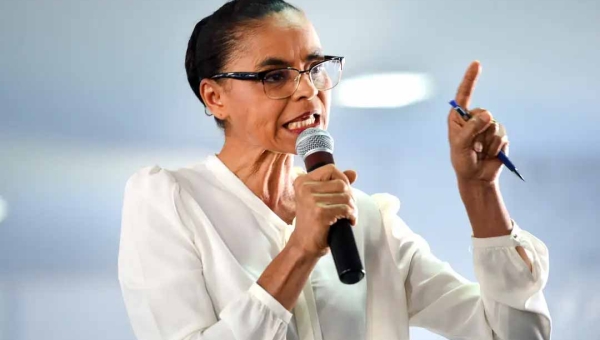 Ministra Marina Silva evita comentar licença do Ibama à Petrobras para perfuração de poço na foz do Amazonas