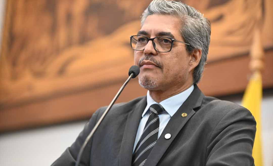 Edvaldo Magalhães se solidariza com família do bebê José Pedro e denuncia mortes em Feijó