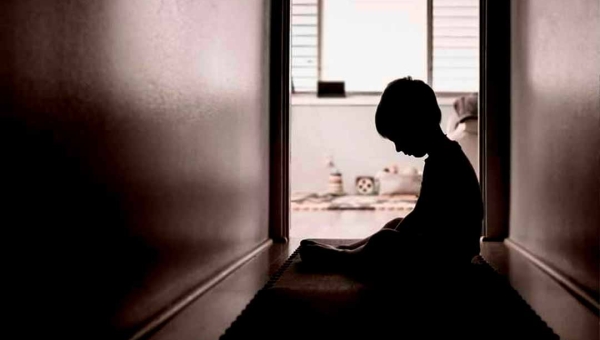 Governo do Acre regulamenta política de proteção a órfãos do feminicídio; decreto define regras para auxílio financeiro e ações intersetoriais