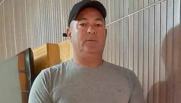 Sargento aposentado morre após colisão contra estrutura de ponte em construção no Rio Tarauacá