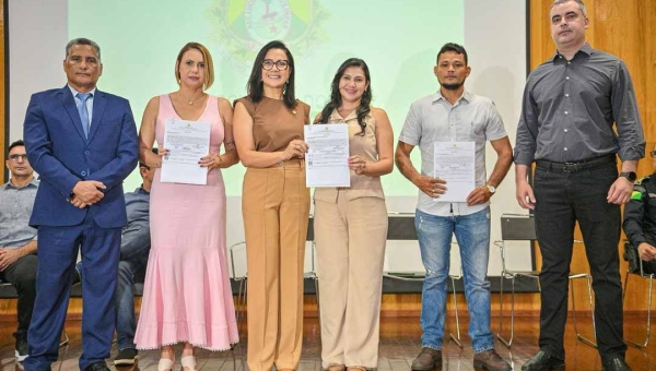 Vice-governadora Mailza empossa novos servidores para o Instituto Socioeducativo