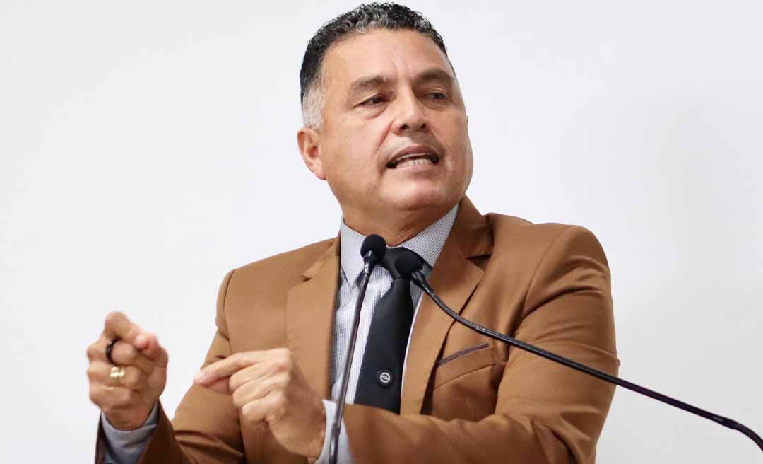 Vereador cobra providências e acusa gestão de “irresponsabilidade” por crise no transporte público de Rio Branco