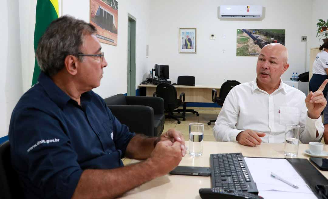 Deputado Zé Adriano cobra explicações sobre remanejamento de R$ 45 milhões do DNIT no Acre e busca garantir continuidade das obras na BR-364